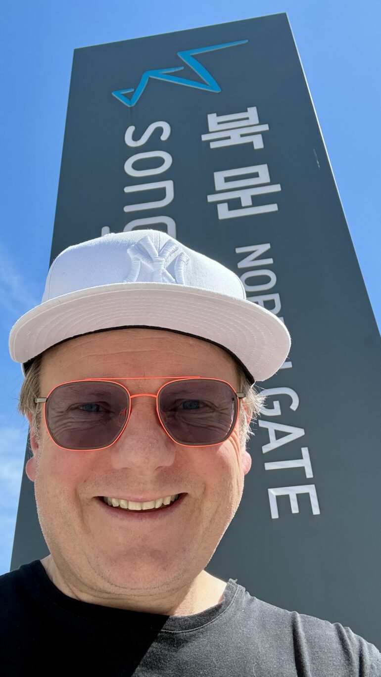 Nigel in Incheon